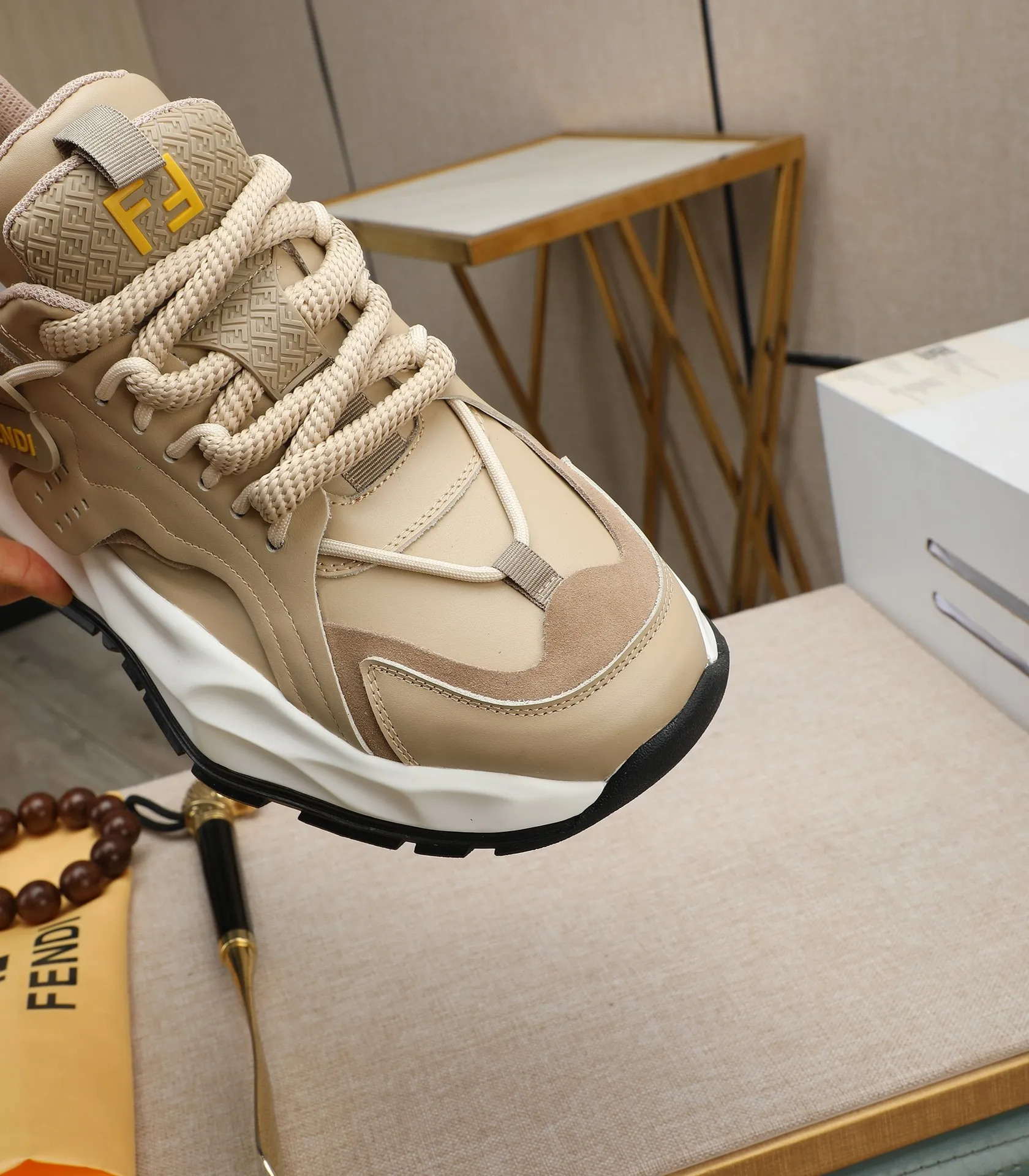 Men's clothing and shoes 💰580 🕷🕷【FENDI】FENDI fashionable casual men's shoes🇨🇳Original official website 1:1 model opening, new models are available first💯Not high-profile but avant-garde, simple, low-key and fashionable, super versatile style🌿Made of original cowhide➕Pigskin lining🎋The version is comfortable on the feet, so rigorous for any small place, first-class workmanship🍍38-44 Large quantities in stock